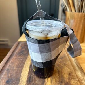 Handmade drink carrier